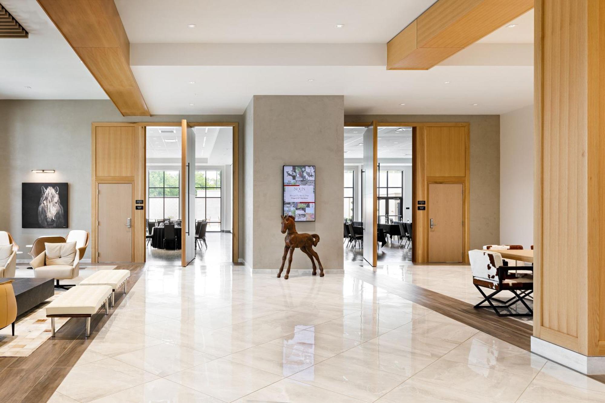 Noun Hotel, Norman, A Tribute Portfolio 5* Norman